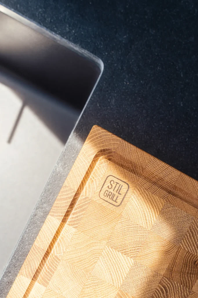 Schneidbrett Detailansicht - Hochwertiges Grillzubehör für stilvolles Grillen im Outdoor-Bereich