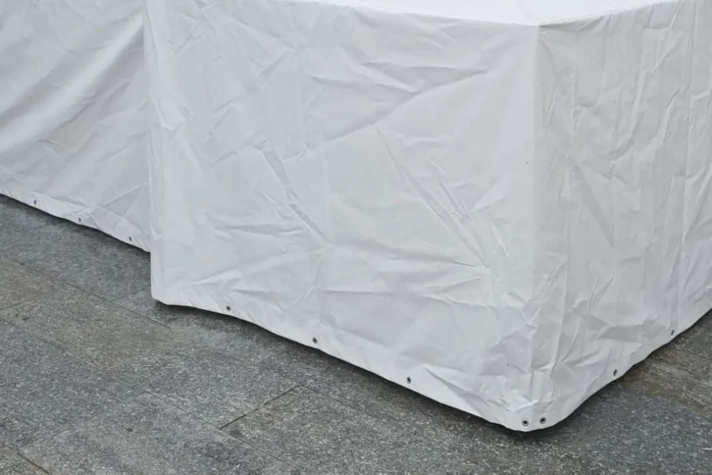 maßgeschneiderte Abdeckplane, weiss - Hochwertiges Grillzubehör für stilvolles Grillen im Outdoor-Bereich